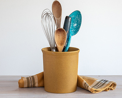 Short Utensil Crock in Elements Gold glaze