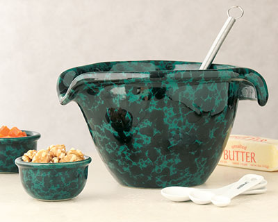 Baking Bowl Black on Green