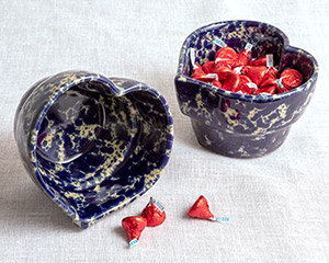 Product Image of Heart Baker Bowl