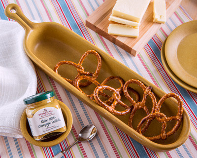 Element Gold with pretzels 