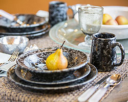 Product Image of Classic Dinnerware 4-Piece Place Setting