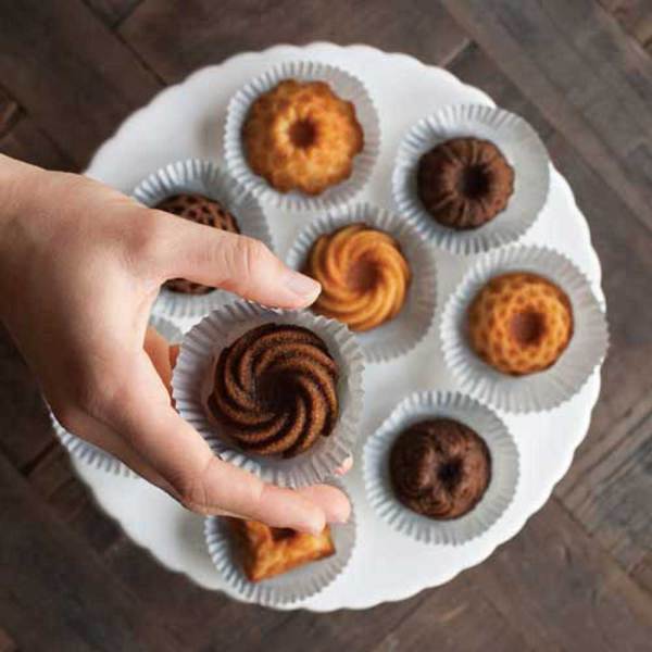 LTD QTY!  Bundt Charms Baking Pan - Nordic Ware