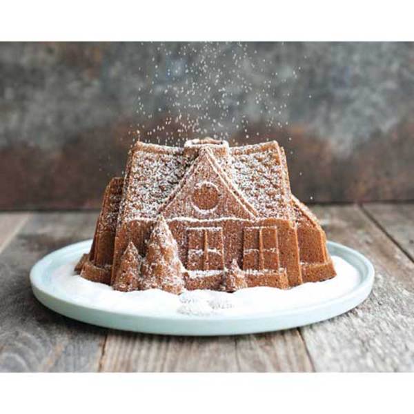 Gingerbread House Bundt Pan - Nordic Ware