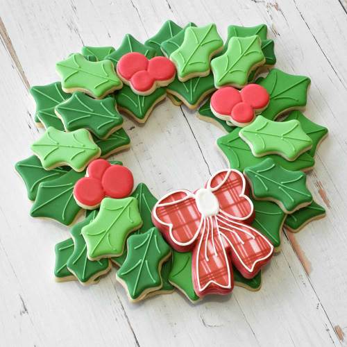 LTD QTY!  Wreath Centerpiece Cookie Cutter Set