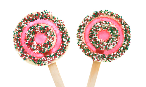 Peppermint Swirl Cookie Pops How-To