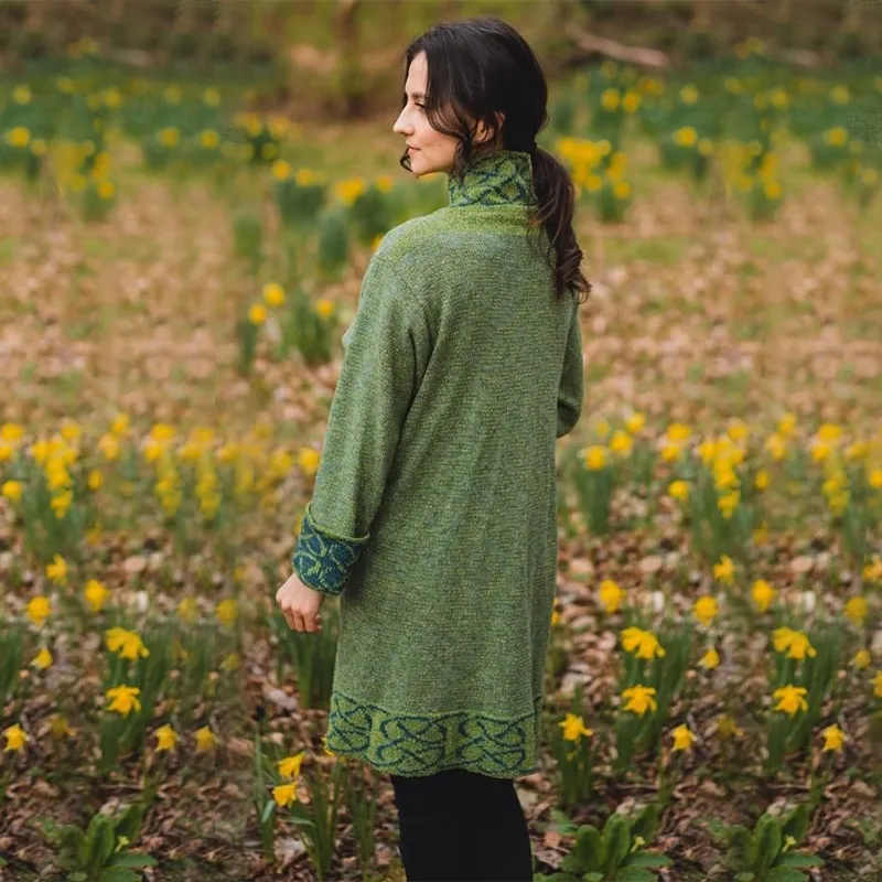 A10095 Silk Celtic Knotwork Mull Jacket - Irish Green Back Side Gaelsong
