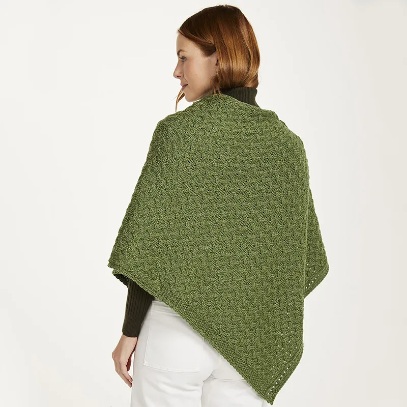 A10110 Color MEADOW GREEN SuperSoft Merino Wool Irish Poncho with Buttons Back Side Gaelsong