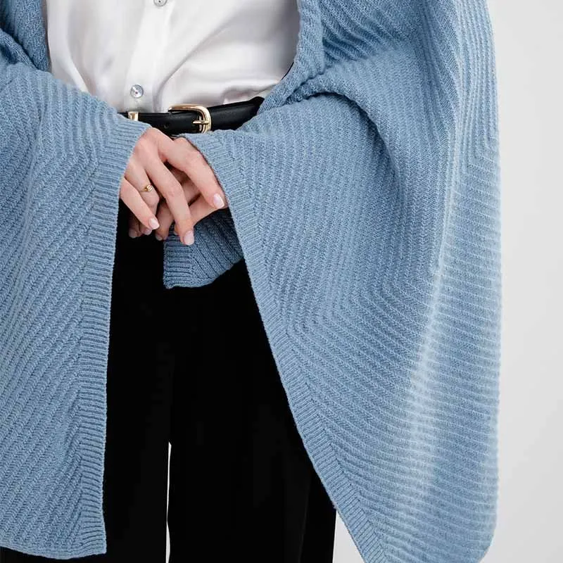 A10113 Women's Lightweight Lambswool Irish Shawl Blue Gaelsong