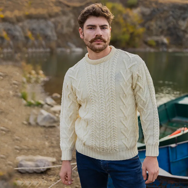 A20158 NATURAL WHITE Colour Men's Aran Crew-Neck Sweater Lifestyle Gaelsong