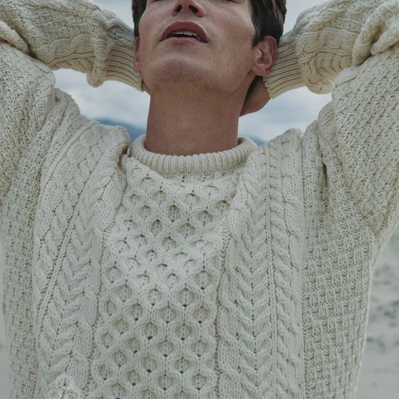 A20182 NATURAL WHITE Colour Heavyweight Traditional Irish Fisherman Sweater Chest Closeup Gaelsong 