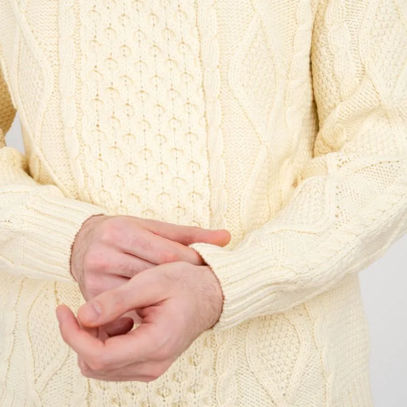 A20225 NATURAL WHITE Colour Men's Heritage Crew Neck Irish Sweater Closeup View Sleeve Gaelsong
