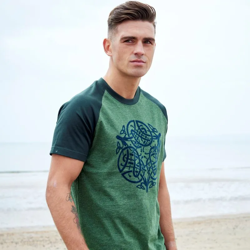 A30044 Moss Book of Kells Raglan T-Shirt Lifestyle Gaelsong