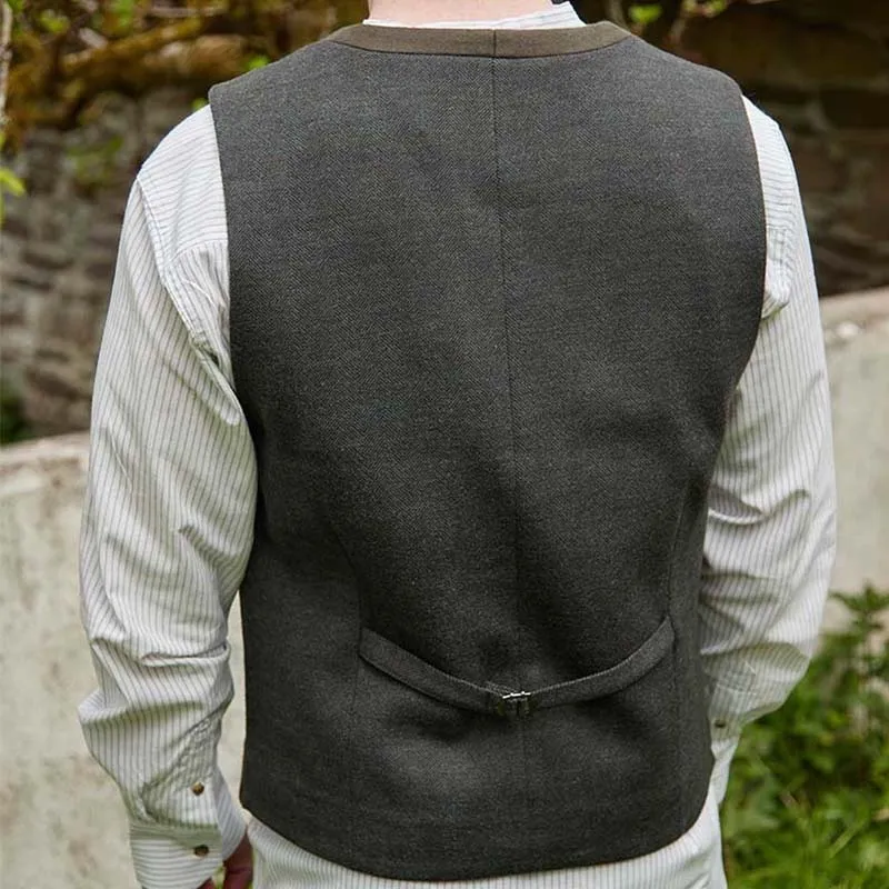 A40177 Color GREEN Buttoned Irish Wool Tweed Vest Back View Gaelsong