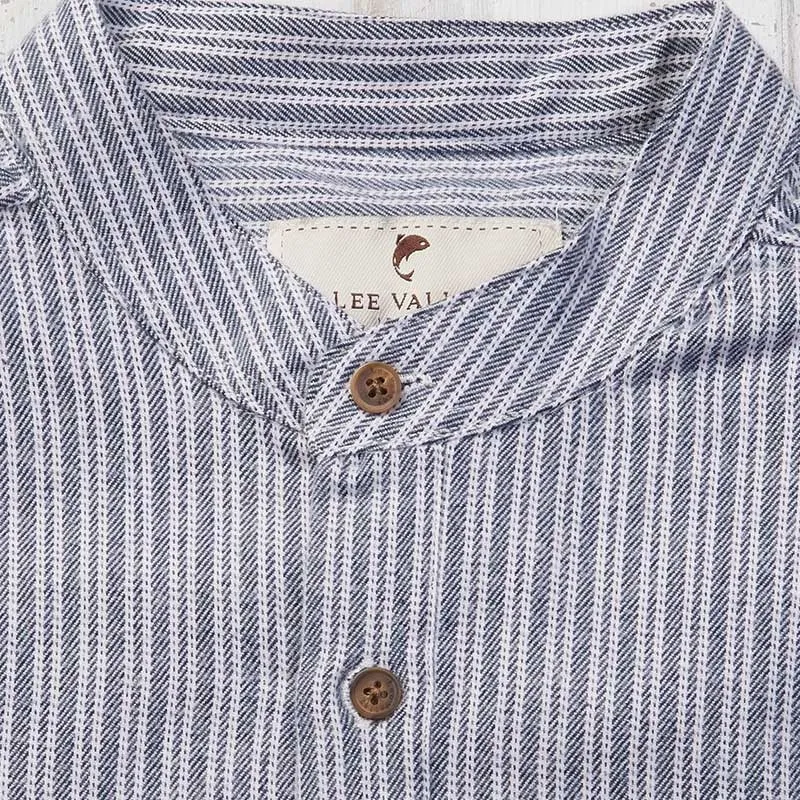A60161 Women's Grey Striped Irish Linen Grandfather Shirt Closeup Collar View Gaelsong
