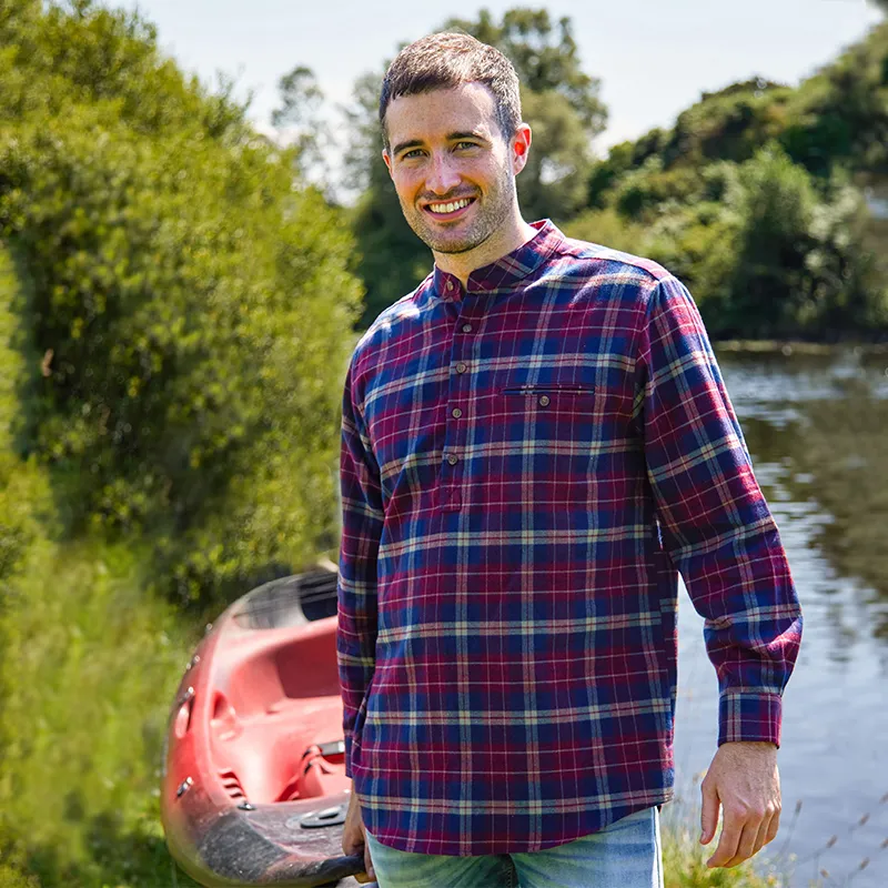 A60205 Mens Flannel Irish Grandfather Shirt Color Maroon Navy Check Lifestyle Gaelsong