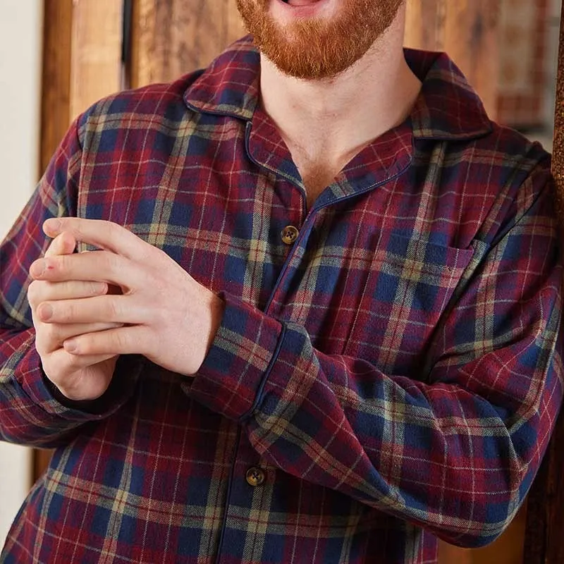 A90060 Flannel Men's Plaid Pajamas - Maroon/Navy Closeup View Gaelsong