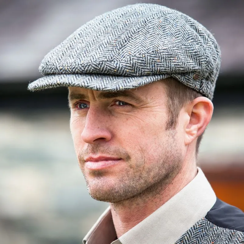B10147 Irish Vintage Flat Cap Closeup Side View Gaelsong 