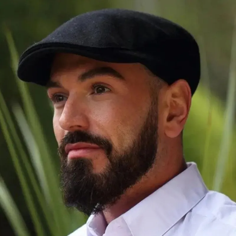 B10165 Gents Irish Tweed Driving Cap Black Gaelsong