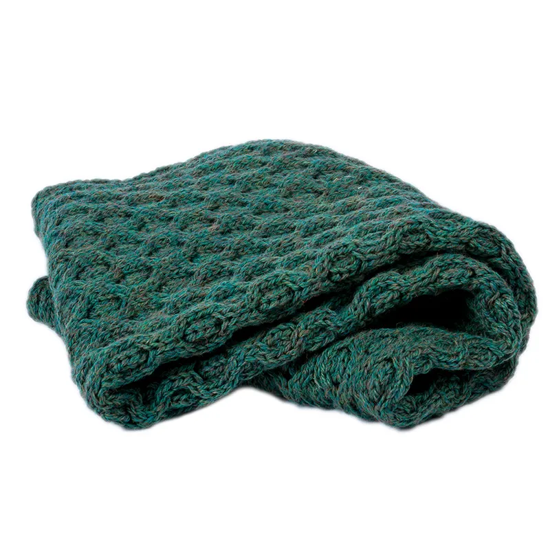 B30186 GREEN Colour Wool Irish Snood Scarf Studio Gaelsong