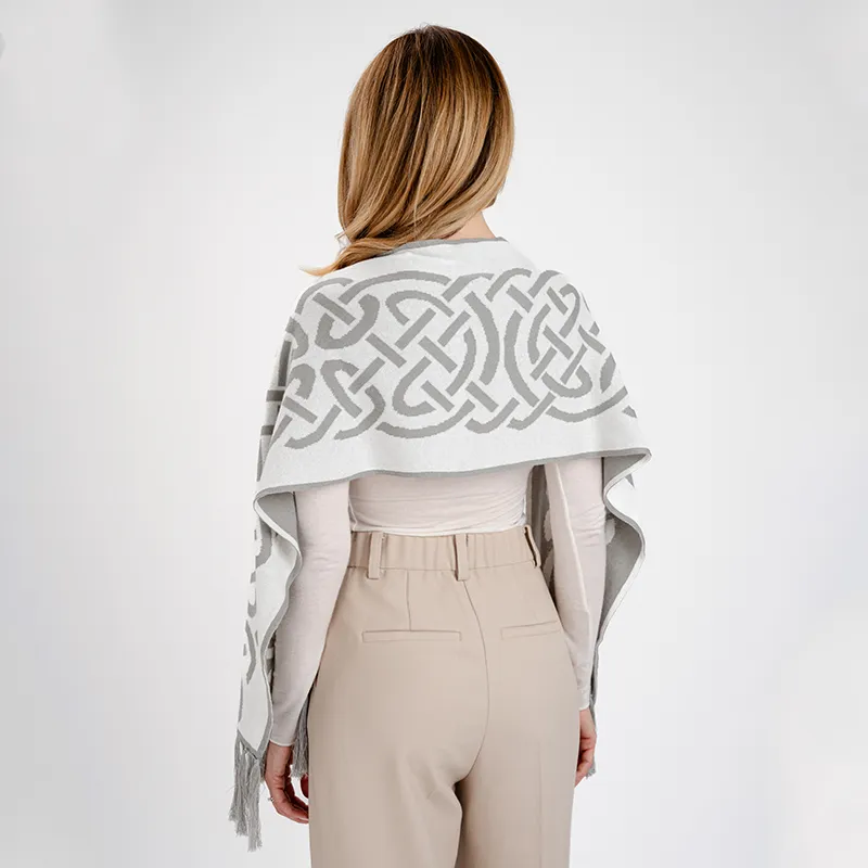 B30239 HARBOR GREY Colour  Celtic Knot Pattern Scarf Back Side View Gaelsong