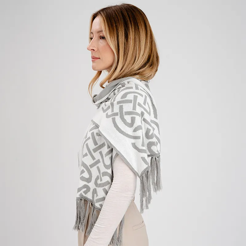B30239 HARBOR GREY Colour  Celtic Knot Pattern Scarf Side ViewGaelsong