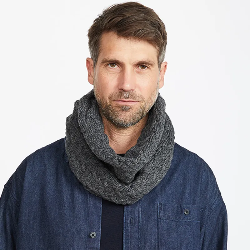 B30248 CHARCOAL SuperSoft Merino Wool Men's Irish Loop Scarf Lifestyle Gaelsong