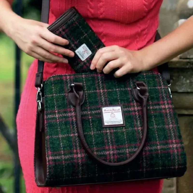 B40195 GREEN PLUM Colour Women Handwoven Harris Tweed Zip Wallet Styling with Bag  Gaelsong