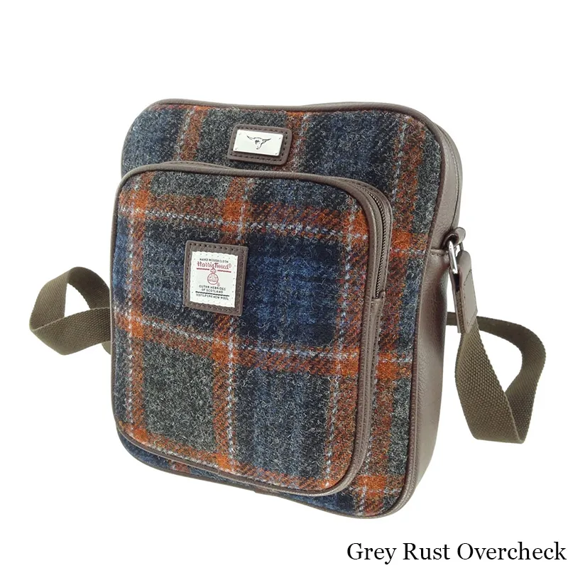 B40247 GREY WITH RUST OVERCHECK Colour Handwoven Harris Tweed Travel Bag Gaelsong