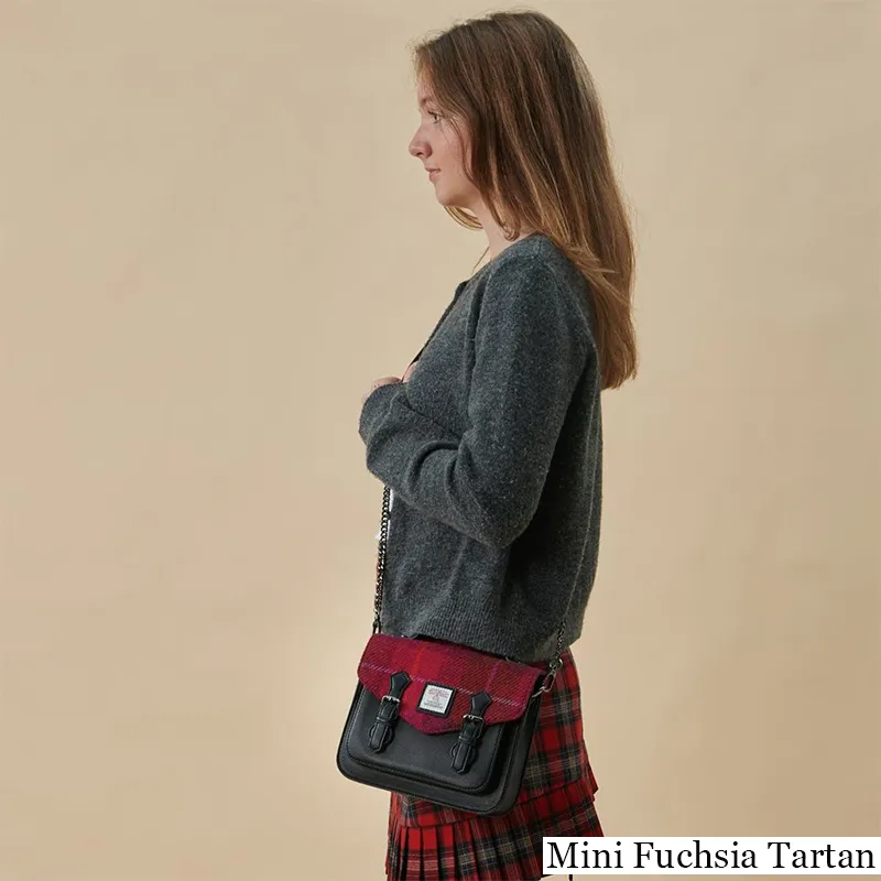 B40253 MEDIUM FUCHSIA TARTAN Colour Handwoven Harris Tweed Satchel Bags Lifestyle Gaelsong
