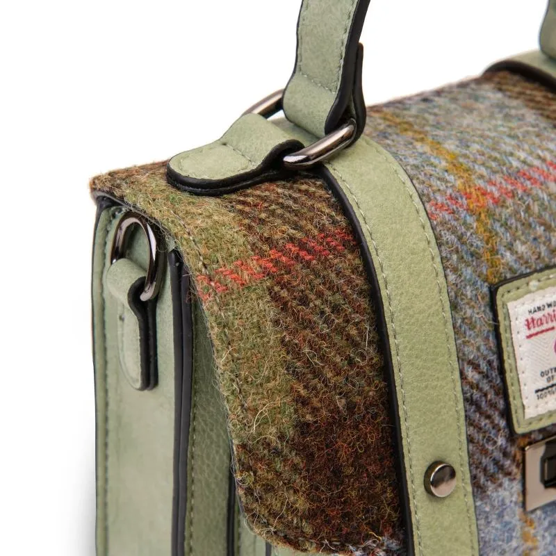 B40263 CHESTNUT BLUE Colour Handcrafted Harris Tweed Small Satchel Purse Closeup Handle View Gaelsong