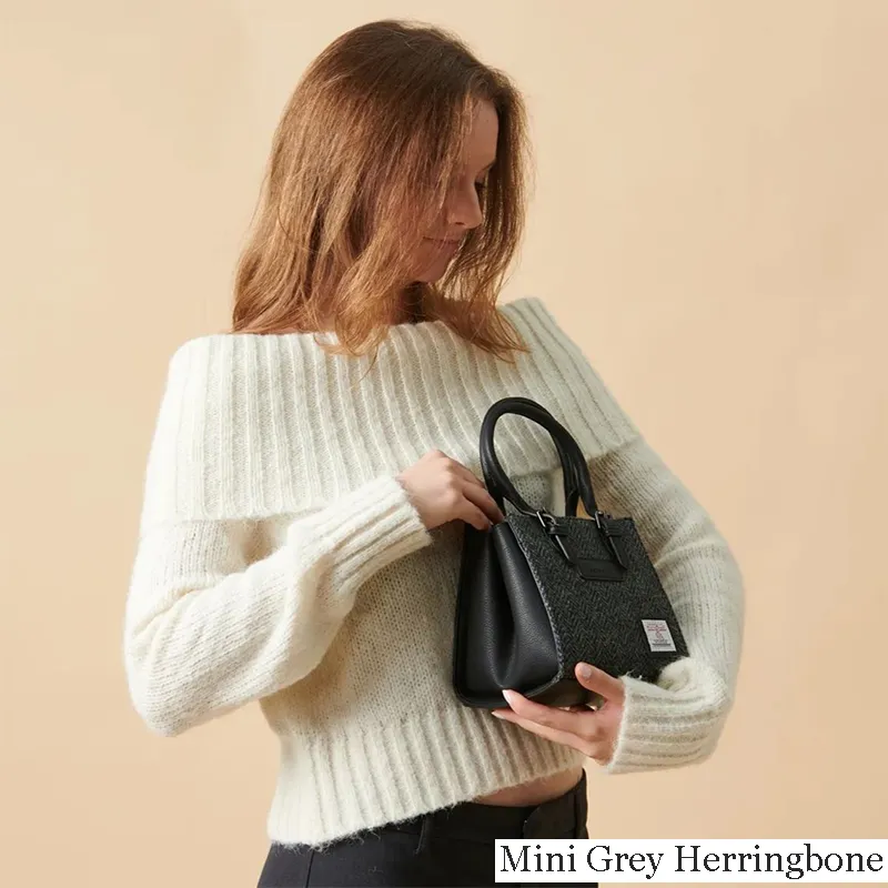 B40266 MEDIUM GREY HERRINGBONE Colour Handcrafted Harris Tweed Callie Tote Bag Lifestyle Folded View Gaelsong