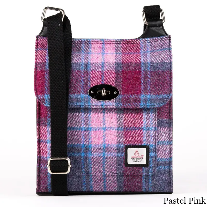 B40274 PASTEL PINK Colour Authentic Harris Tweed Purse for Ladies Gaelsong