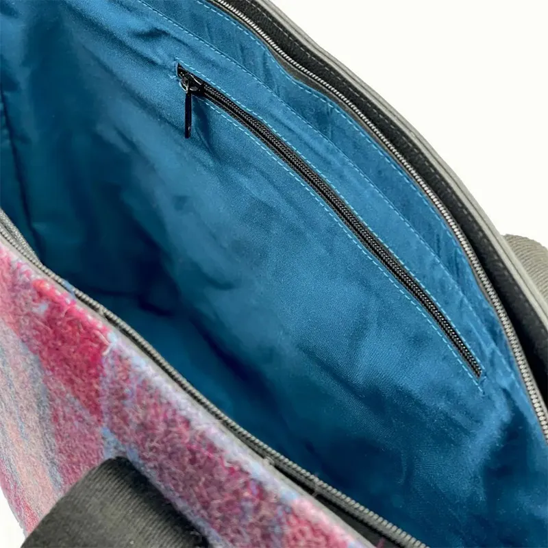 B40276 PASTEL PINK Colour Handmade Harris Tweed Large Shopper Bag Inside View Gaelsong