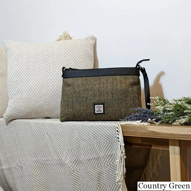 B40278 COUNTRY GREEN Colour Ladies Large Harris Tweed Square Shoulder Bag Lifestyle Gaelsong