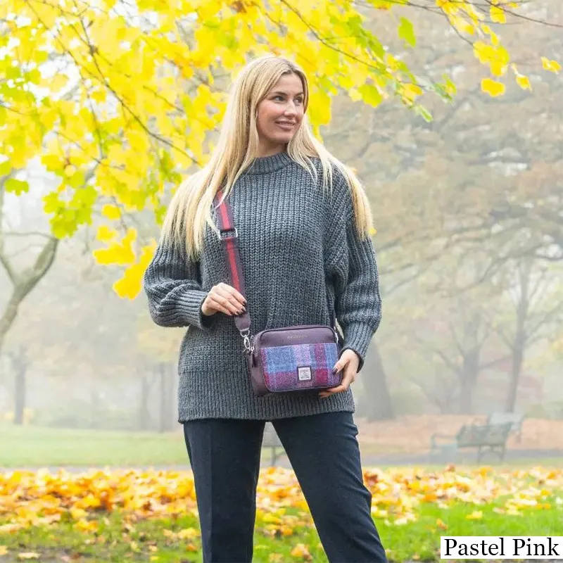 B40280 PASTEL PINK Colour Genuine Harris Tweed Camera Bag Lifestyle Gaelsong