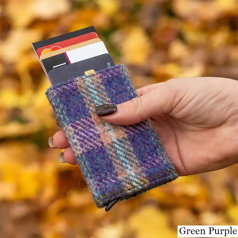 B40298 GREEN PURPLE PLAID Colour Authentic Harris Tweed Pop Up Credit Card Holder Lifestyle Gaelsong