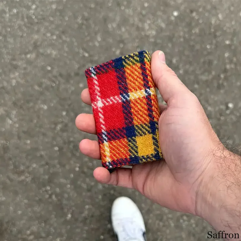 B40298 SAFFRON Colour Authentic Harris Tweed Pop Up Credit Card Holder Lifestyle Gaelsong