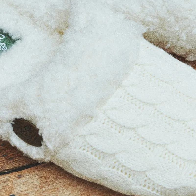 B90181 Cozy Merino Wool Aran Slippers Closeup View Wool Gaelsong