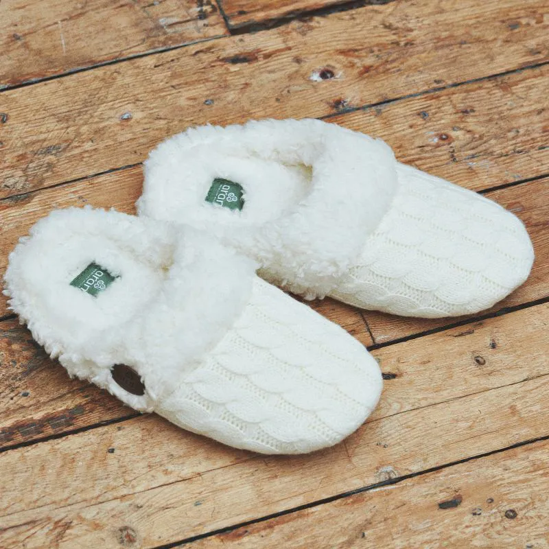 B90181 Cozy Merino Wool Aran Slippers Lifestyle Gaelsong