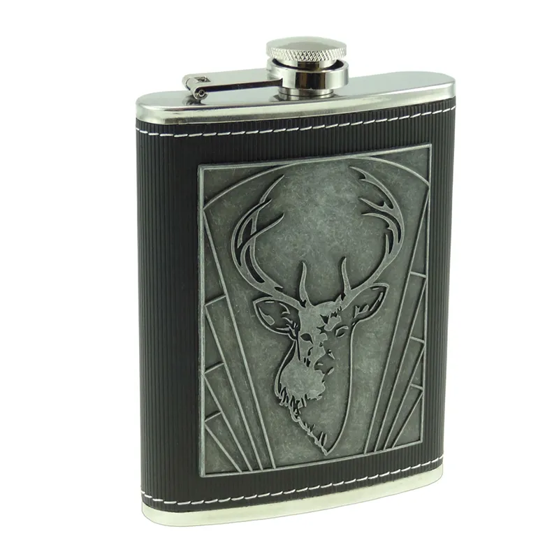 B90185  Embossed Stag Scottish Hip Flask Studio Gaelsong