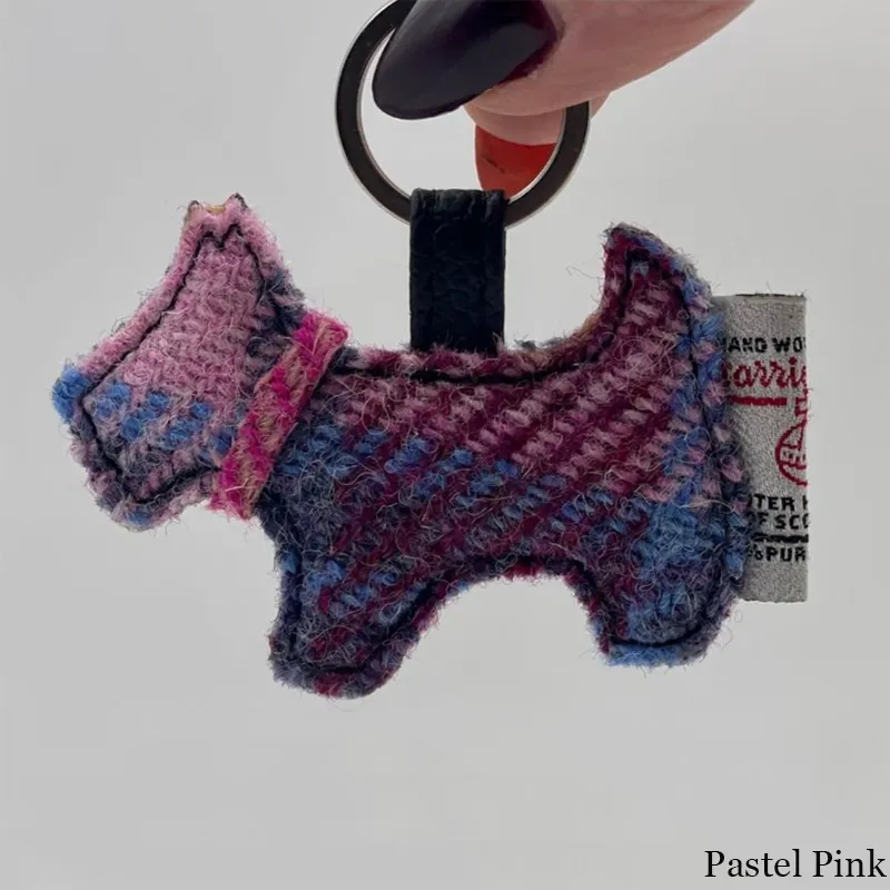 B90202 Pastel Pink Colour Dog Shaped Harris Tweed Keyring Lifestyle Gaelsong