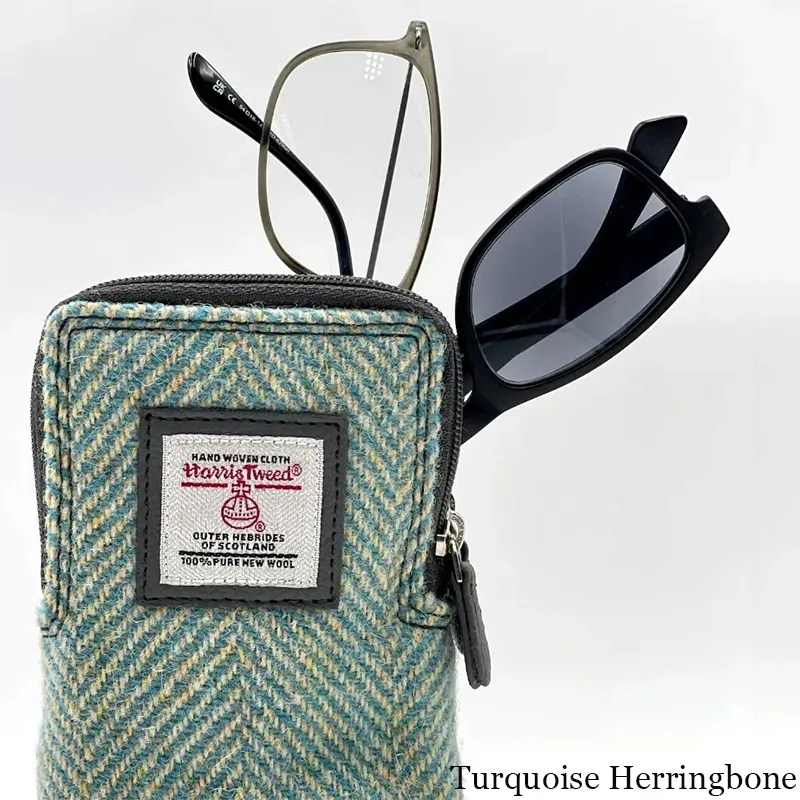 B90206 TURQUOISE HERRINGBONE Colour Handwoven Harris Tweed Double Glasses Case Closeup View Gaelsong