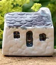 D21184 Ceramic Bothy Made In Scotland Lifestyle Gaelsong