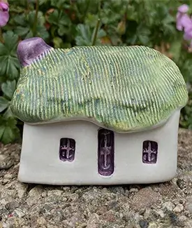 Handcrafted Ceramic Rustic Bothy - Knockdamph