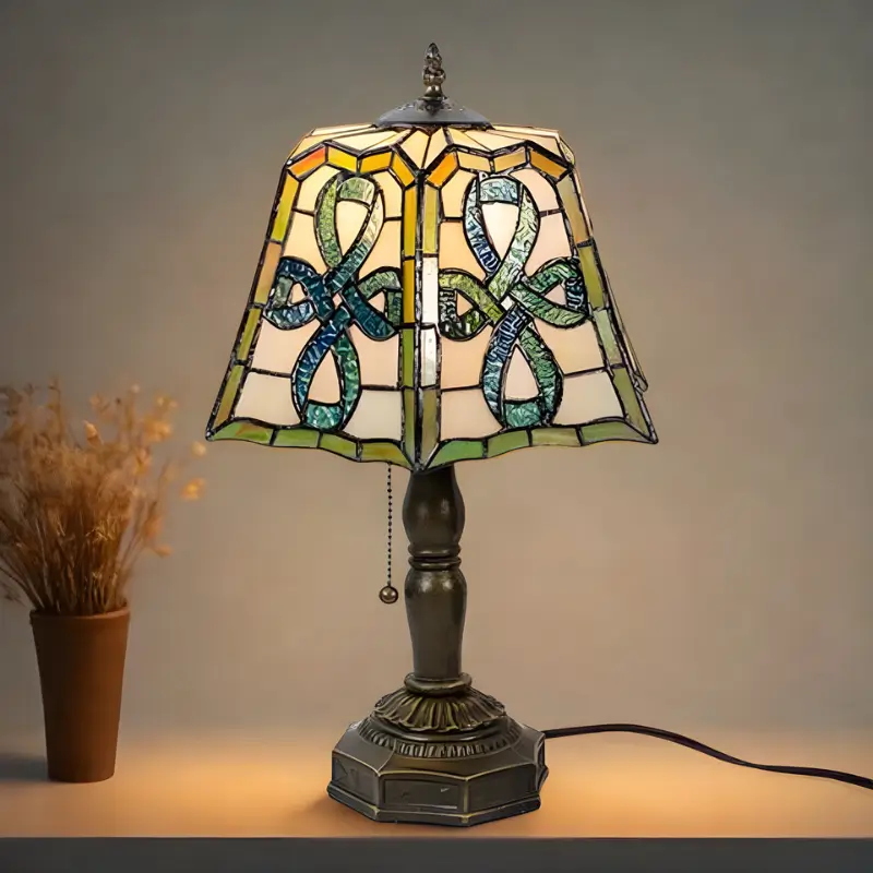 Tiffany Style Celtic Knot Pleated Lamp
