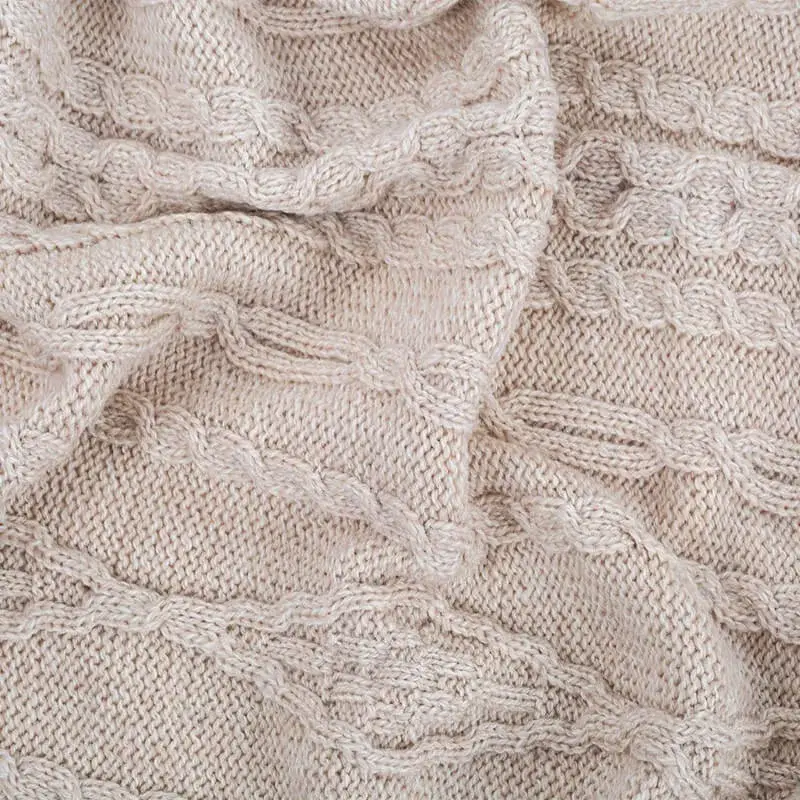 D50709 Achill Fisherman Diamond Knit Aran Throw PARSNIP Closeup Knit View Gaelsong