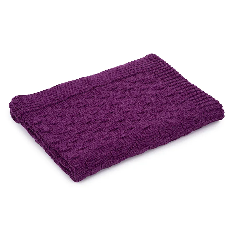 D50710 Irish Fisherman Wool Basket Stitch Throw PURPLE LILAC Folded View Gaelsong