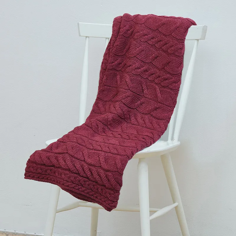 D50732 JAM RED Colour Supersoft Merino Chunky Cable Knit Throw Gaelsong