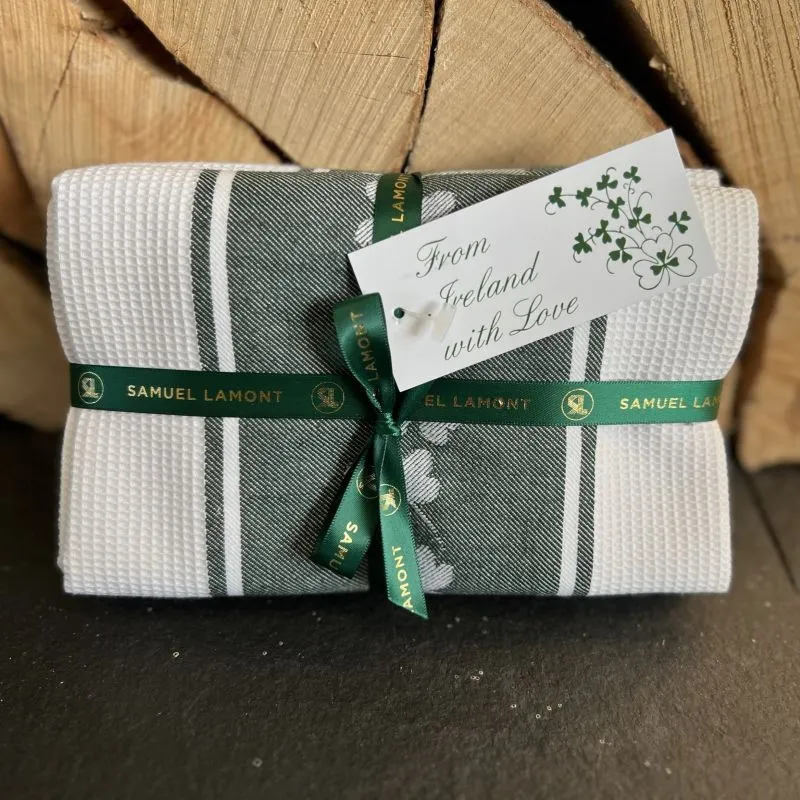 D50743 Waffle Shamrock Kitchen Towel Set of 2 Lifestyle Gaelsong