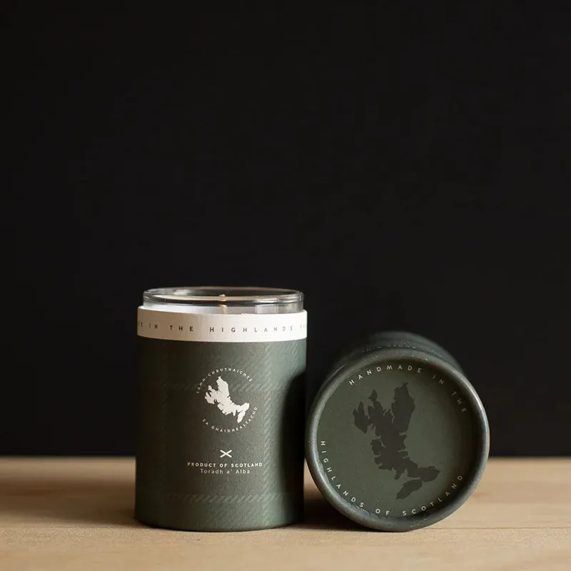 D67120 Handmade Scots Pine Scented Candle - Small Back Side View Gaelsong